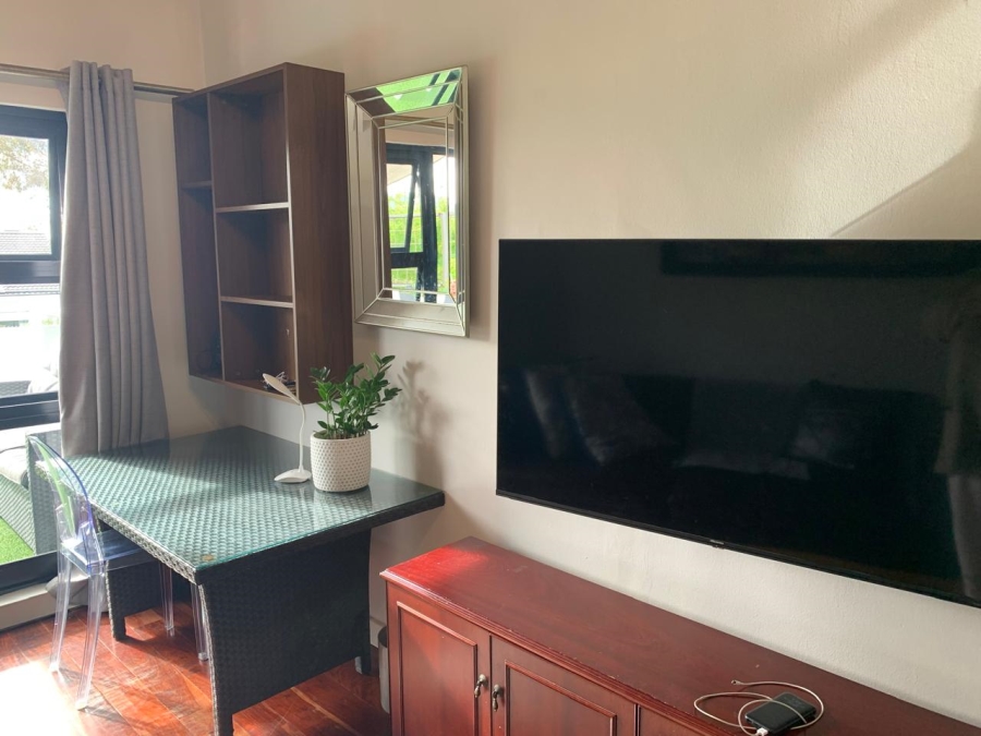 To Let 1 Bedroom Property for Rent in Marina Da Gama Western Cape